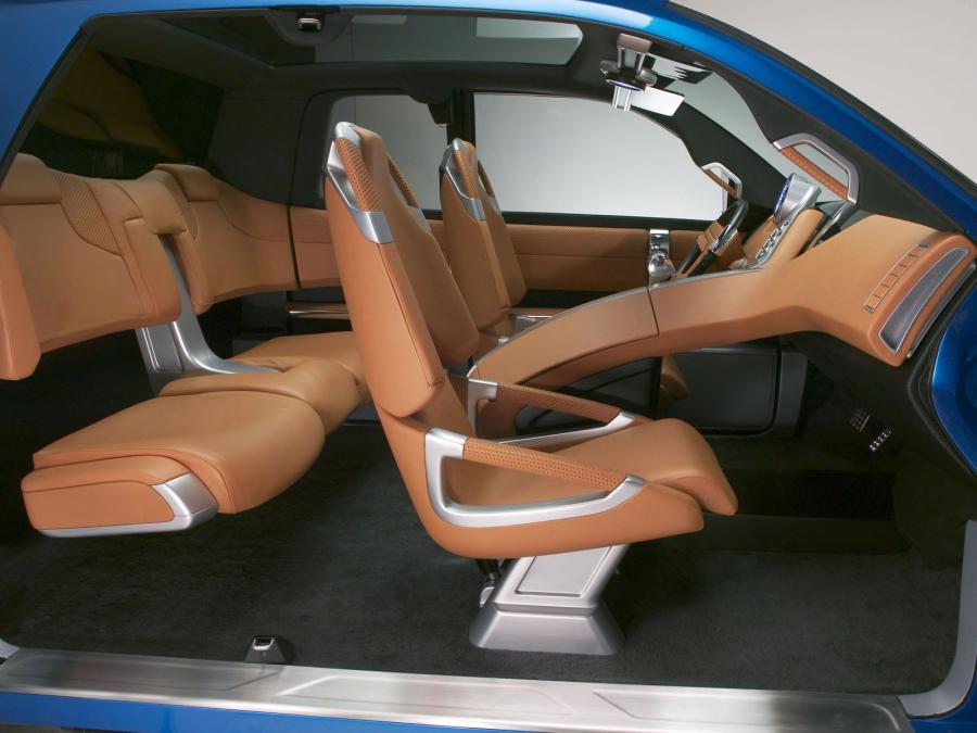  Toyota FTX Concept 2004 года  (фото 7 из 33)